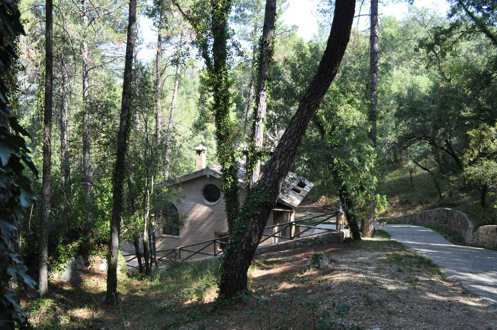 Casa Rural Ermita Santa Maria De La Sierra Villa Arroyo Frio Bilik gambar